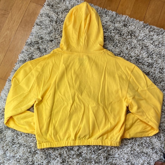 Peanuts hooded pull over sweater - Picture 4 of 5